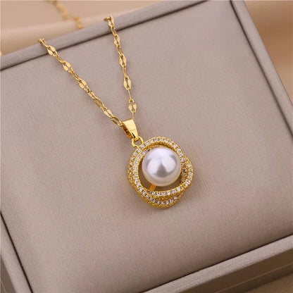 New In Light Luxury Zircon Crystal Stainless Steel Necklaces For Women. Sweet Female Clavicle Chain Jewelry.  Nice for everyday wear. Maybe nice for MOTHER/DAUGHTER Gift