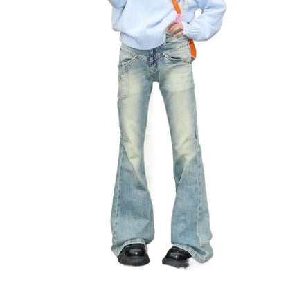 Low Waist Bell Bottom Denim Jeans for  Women/Girls.  Stone-Washed American Style,  Slimming,  Long Trousers  with Straight Leg  for Autumn/ Winter..