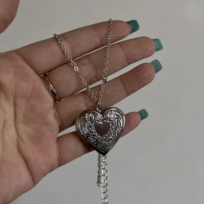 Romantic Heart Locket Pendant Openable.  Female  Dark Silver Color Stainless Steel Photo Frame Charm Necklace for Women /Men Jewelry Gift HAPPY MOTHERS and FATHERS DAY!!!