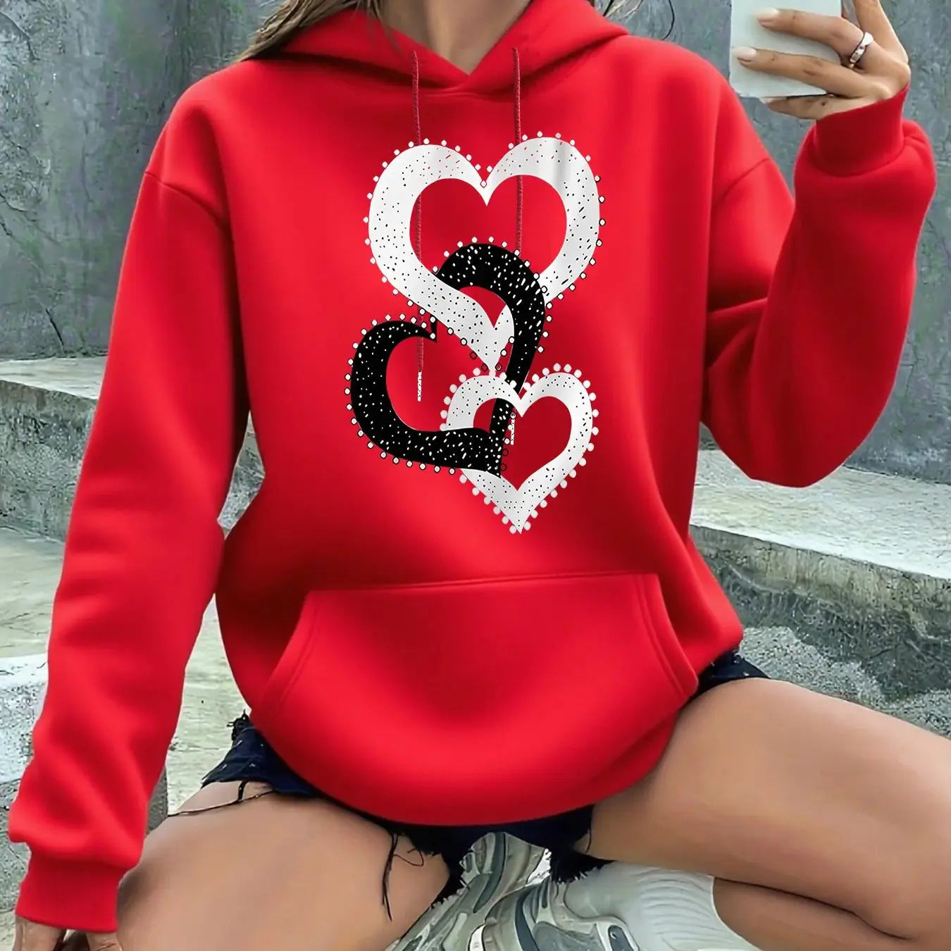 Women's autumn and winter loose casual comfortable letter printed,  thick, long sleeved,  round neck hoodie pullover