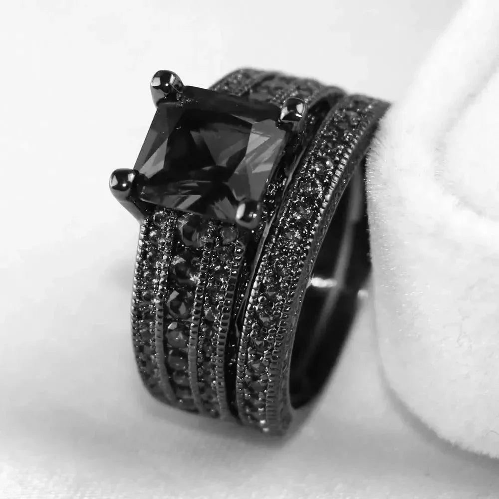 Charming Couples Rings . Romantic Womens Red Rhinestones Ring Set . Trendy Mens Stainless Steel Celtic Dragon Rings, Wedding Band Jewelry, Couples Rings, MOTHER and FATHERS DAY Gift