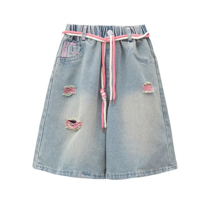 Heart Pattern  on Denim Shorts For Girls. New Summer Knee-Length Denim Short Pants.  Teenage Casual Style /Mini Jeans