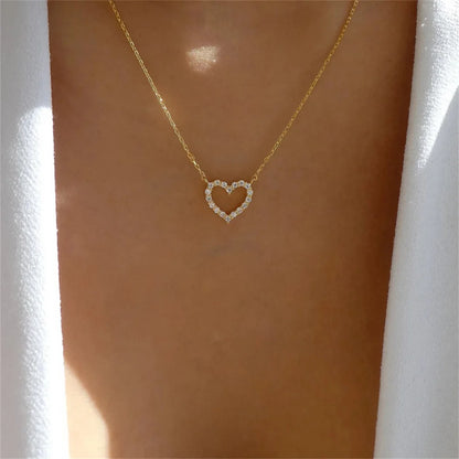 Crystal,  Hollow Heart for Love.   Pendant Necklace, Romantic,  Zircon, Simple Necklace For Women.Trendy Jewelry Accessories
